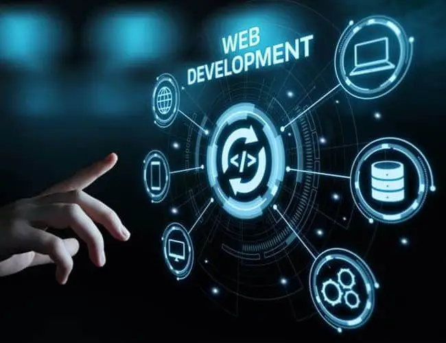 Desarrollo de plataformas web a medida con herramientas internas y áreas privadas para empresas